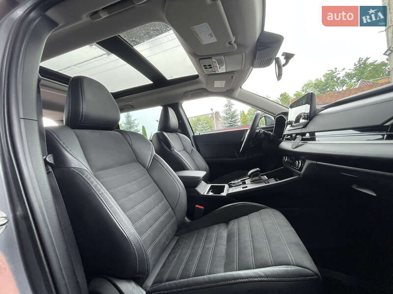 Внедорожник / Кроссовер Mitsubishi Outlander 2023 в Львове