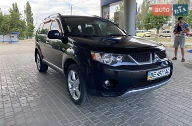 Внедорожник / Кроссовер Mitsubishi Outlander 2008 в 