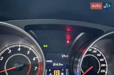 Внедорожник / Кроссовер Mitsubishi Outlander 2010 в 