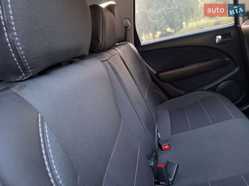 Внедорожник / Кроссовер Mitsubishi Outlander 2008 в Черновцах