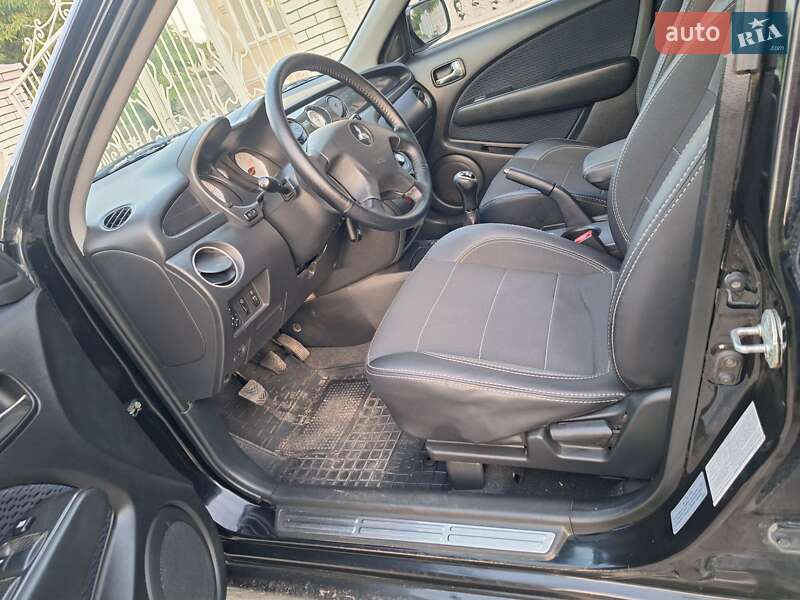Внедорожник / Кроссовер Mitsubishi Outlander 2008 в Черновцах