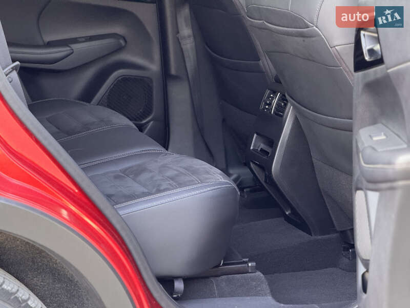 Позашляховик / Кросовер Mitsubishi Outlander 2021 в Тернополі