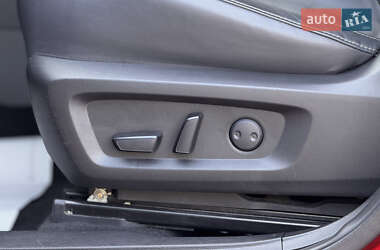 Внедорожник / Кроссовер Mitsubishi Outlander 2021 в 