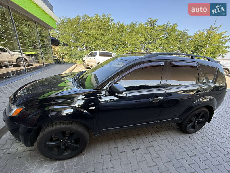 Mitsubishi Outlander 2008