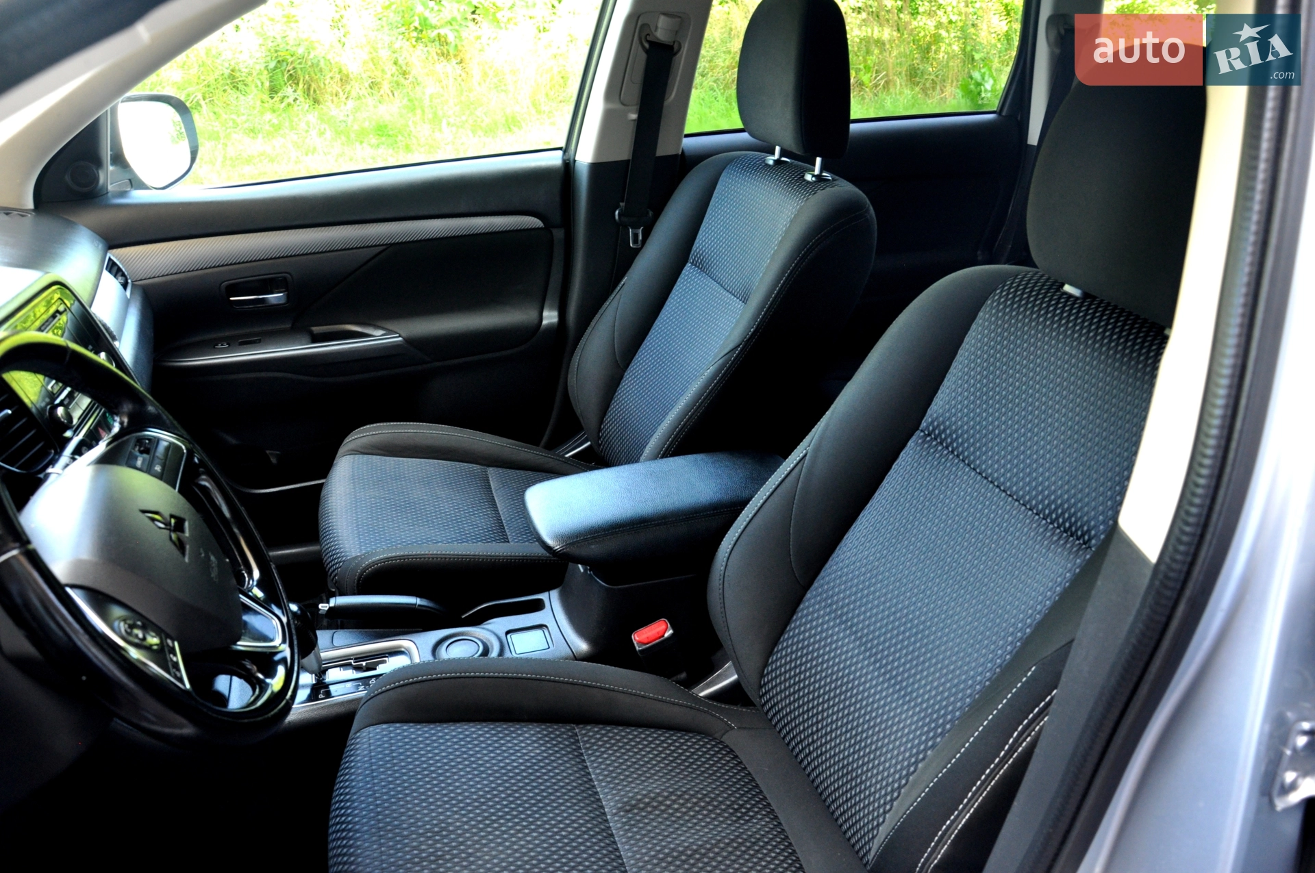 2016 Mitsubishi Outlander - мініатюра 17