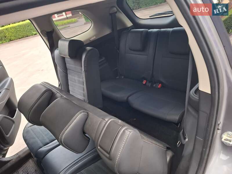 Внедорожник / Кроссовер Mitsubishi Outlander 2021 в Каменском