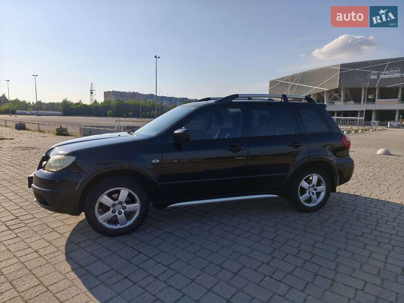 Внедорожник / Кроссовер Mitsubishi Outlander 2006 в Львове