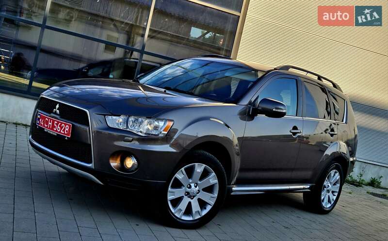 Внедорожник / Кроссовер Mitsubishi Outlander 2012 в Ивано-Франковске