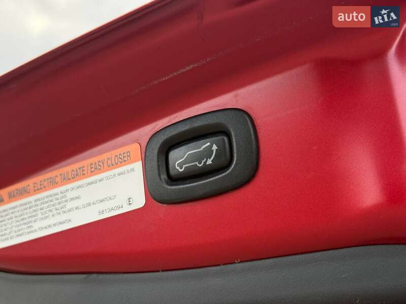 Внедорожник / Кроссовер Mitsubishi Outlander 2014 в Кривом Роге