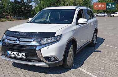 Внедорожник / Кроссовер Mitsubishi Outlander 2014 в Апостолово
