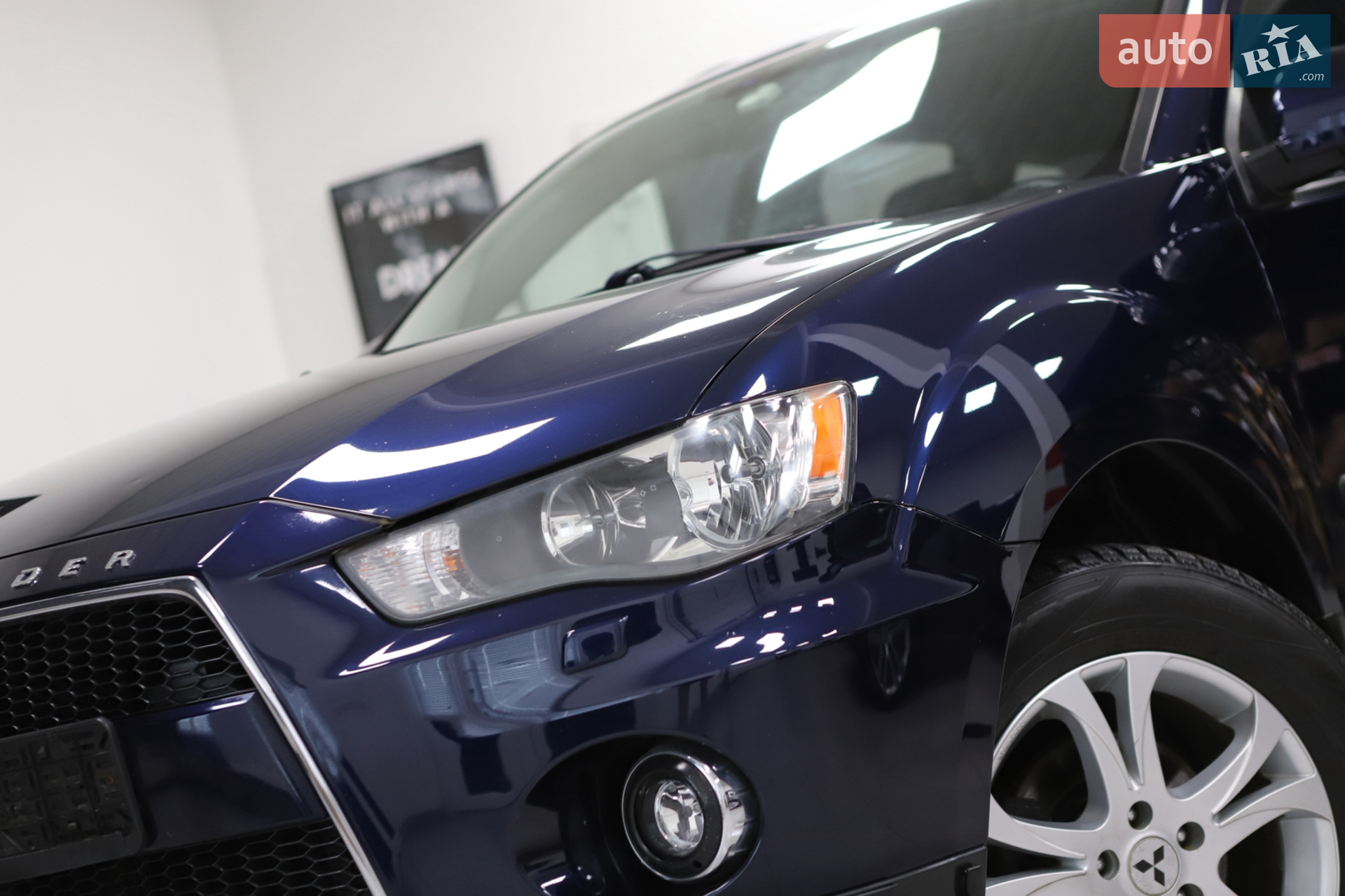 2012 Mitsubishi Outlander - мініатюра 20