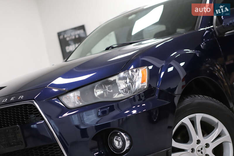 Позашляховик / Кросовер Mitsubishi Outlander 2012 в Дрогобичі