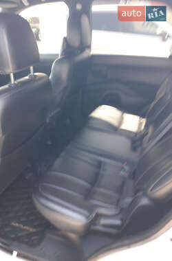 Внедорожник / Кроссовер Mitsubishi Outlander 2010 в 