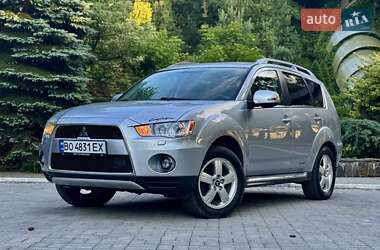 Внедорожник / Кроссовер Mitsubishi Outlander 2009 в 