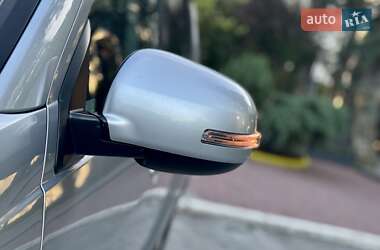 Внедорожник / Кроссовер Mitsubishi Outlander 2009 в 