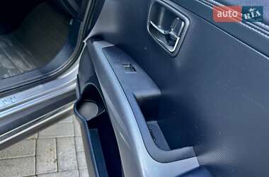 Внедорожник / Кроссовер Mitsubishi Outlander 2009 в 