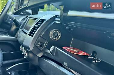 Внедорожник / Кроссовер Mitsubishi Outlander 2009 в 