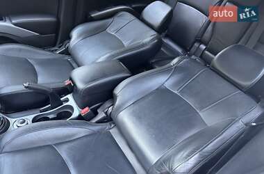 Внедорожник / Кроссовер Mitsubishi Outlander 2009 в 