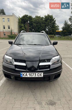 Внедорожник / Кроссовер Mitsubishi Outlander 2005 в Чернигове