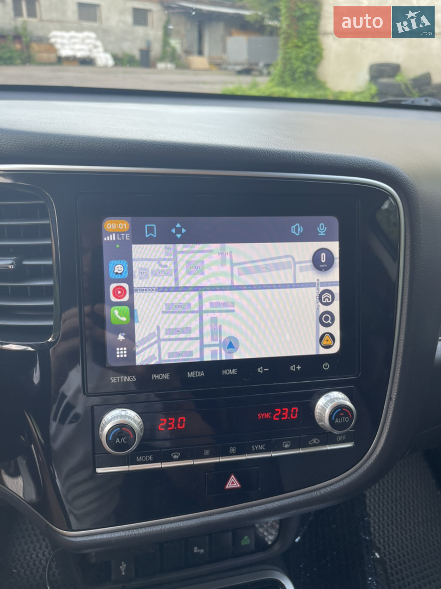 2019 Mitsubishi Outlander - мініатюра 23