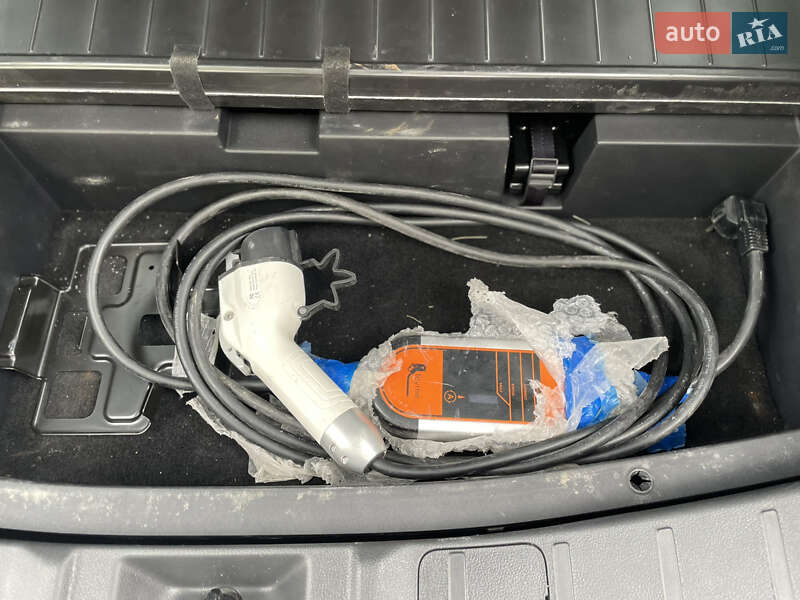 Позашляховик / Кросовер Mitsubishi Outlander 2018 в Одесі