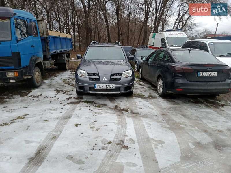 Mitsubishi Outlander 2008