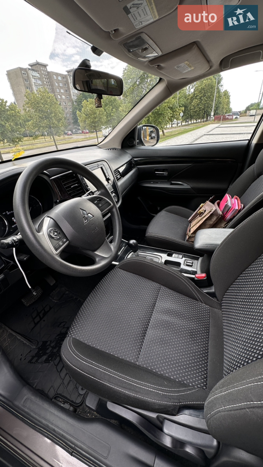 2018 Mitsubishi Outlander - мініатюра 26