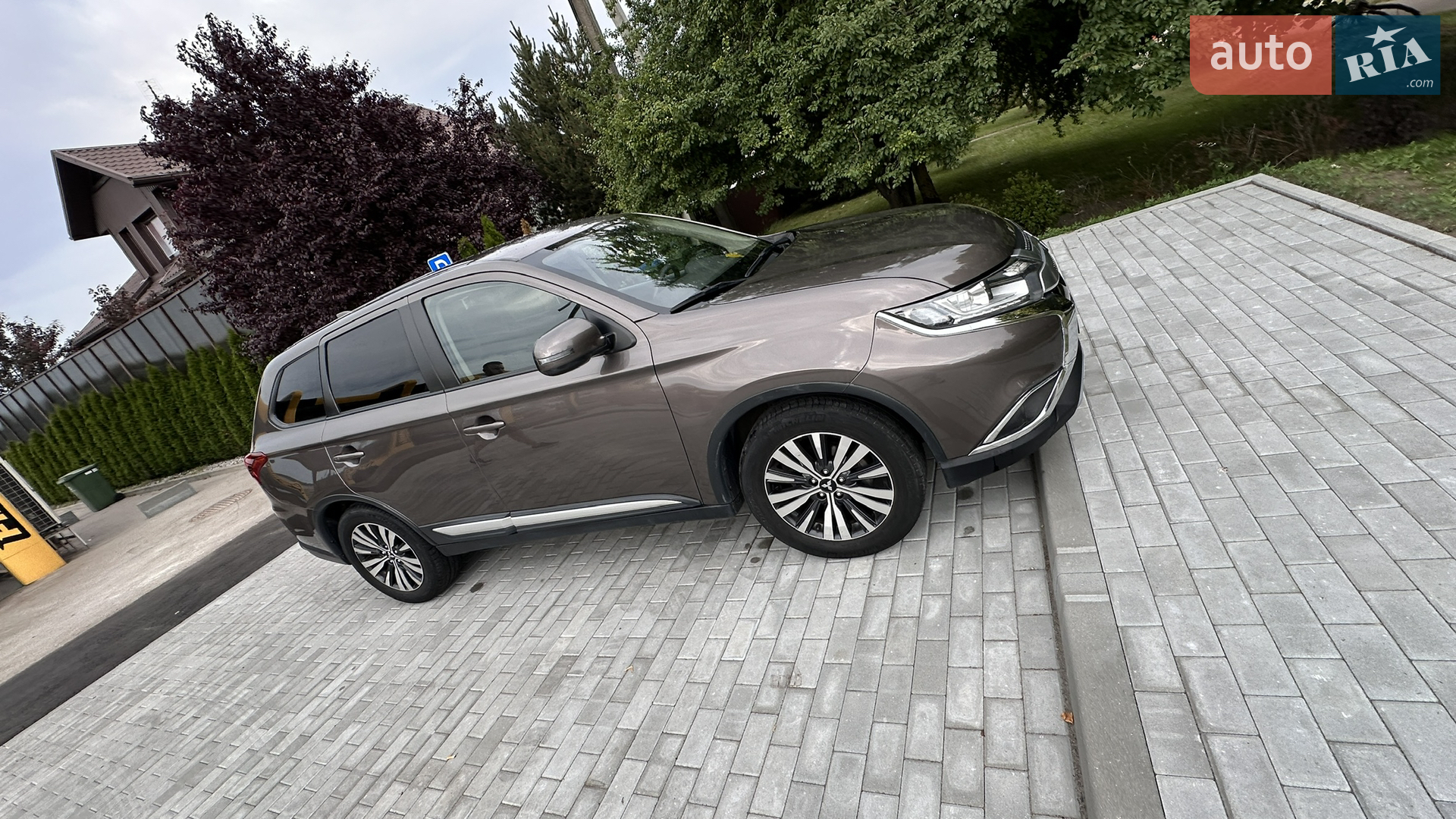 2018 Mitsubishi Outlander - мініатюра 12