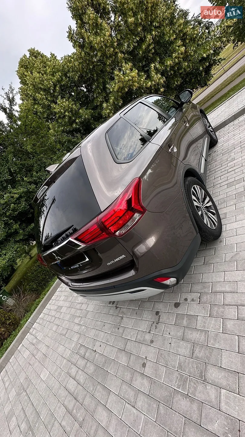2018 Mitsubishi Outlander - мініатюра 7