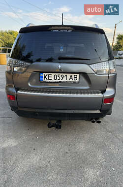 Внедорожник / Кроссовер Mitsubishi Outlander 2007 в 