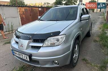 Внедорожник / Кроссовер Mitsubishi Outlander 2007 в 