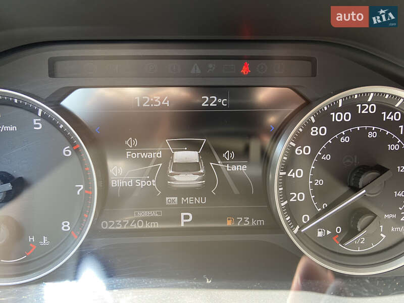 Позашляховик / Кросовер Mitsubishi Outlander 2022 в Умані