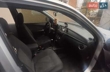 Внедорожник / Кроссовер Mitsubishi Outlander 2006 в 