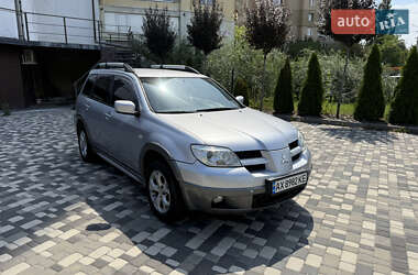 Внедорожник / Кроссовер Mitsubishi Outlander 2006 в Харькове