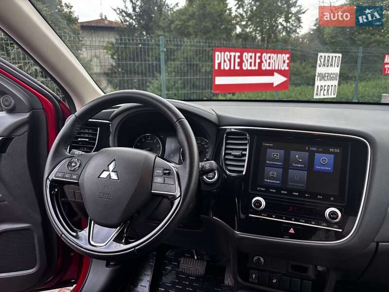 Позашляховик / Кросовер Mitsubishi Outlander 2022 в Вінниці