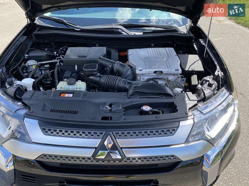 Позашляховик / Кросовер Mitsubishi Outlander 2018 в Білій Церкві