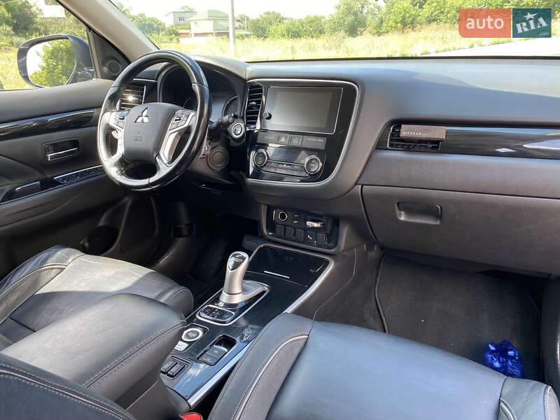 Позашляховик / Кросовер Mitsubishi Outlander 2018 в Білій Церкві