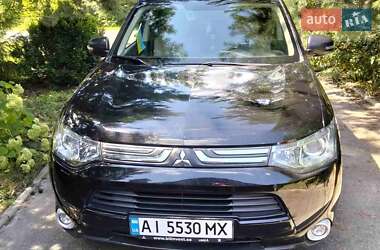 Внедорожник / Кроссовер Mitsubishi Outlander 2013 в Василькове