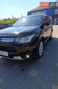 Внедорожник / Кроссовер Mitsubishi Outlander 2014 в Рокитном