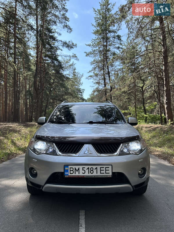 Внедорожник / Кроссовер Mitsubishi Outlander 2009 в Ахтырке