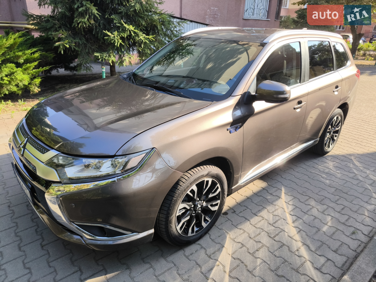 2017 Mitsubishi Outlander - мініатюра 28