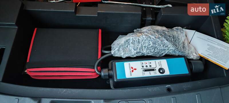 Внедорожник / Кроссовер Mitsubishi Outlander 2018 в Одессе фото 25 Внедорожник / Кроссовер Mitsubishi Outlander 2018 в Одессе