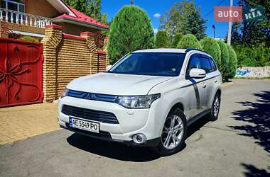 Внедорожник / Кроссовер Mitsubishi Outlander 2013 в Днепре