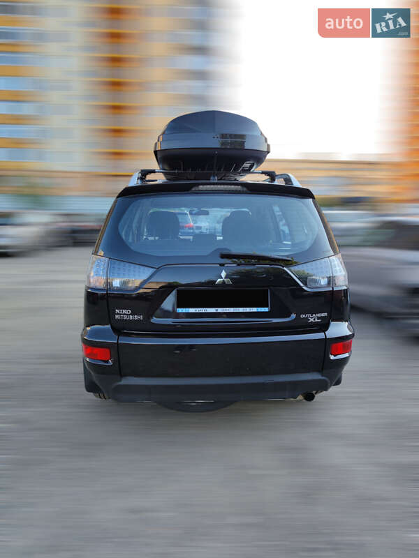 Внедорожник / Кроссовер Mitsubishi Outlander 2010 в Киеве фото 4 Внедорожник / Кроссовер Mitsubishi Outlander 2010 в Киеве