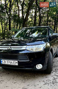 Позашляховик / Кросовер Mitsubishi Outlander 2012 в Ірпені