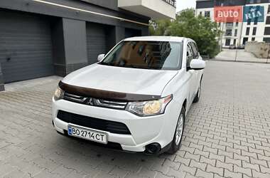 Позашляховик / Кросовер Mitsubishi Outlander 2013 в Тернополі