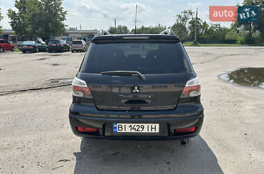 Внедорожник / Кроссовер Mitsubishi Outlander 2005 в 