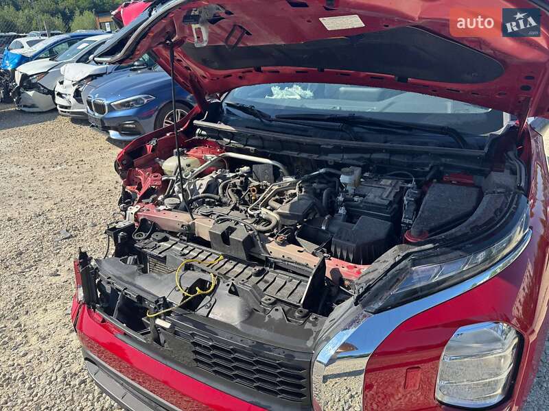 Внедорожник / Кроссовер Mitsubishi Outlander 2022 в Львове