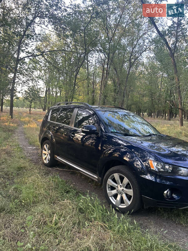 Позашляховик / Кросовер Mitsubishi Outlander 2010 в Вознесенську