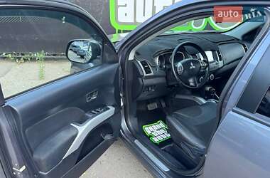 Внедорожник / Кроссовер Mitsubishi Outlander 2008 в 